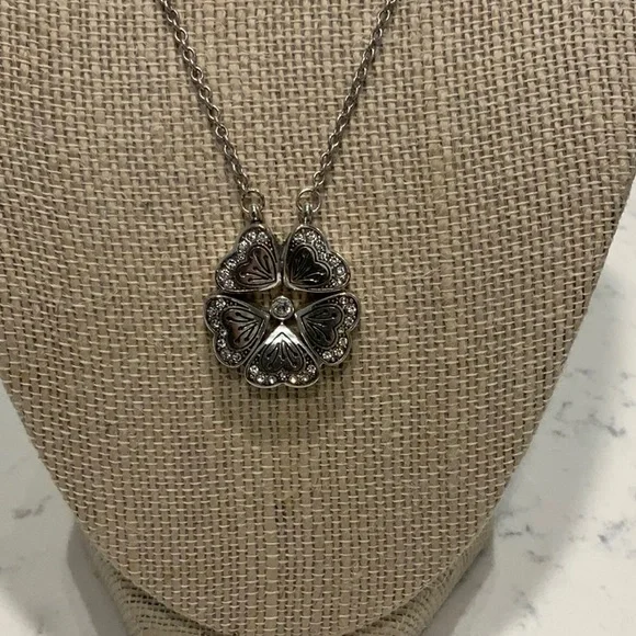 Brighton Necklace - Picture 2 of 5